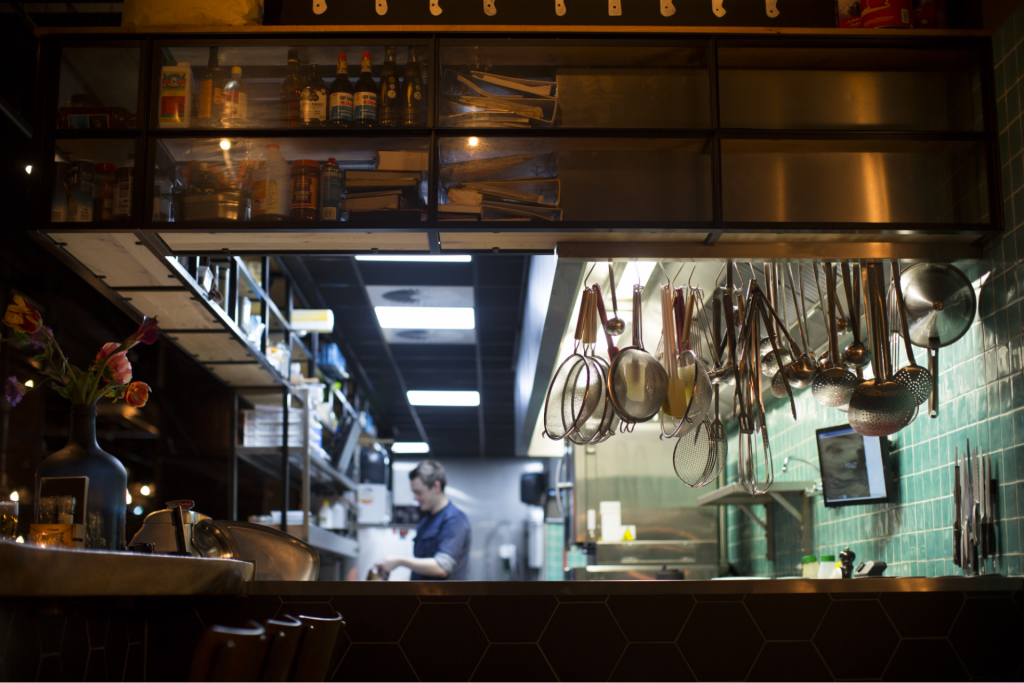 how to open a restaurant in Illinois - restaurant kitchen